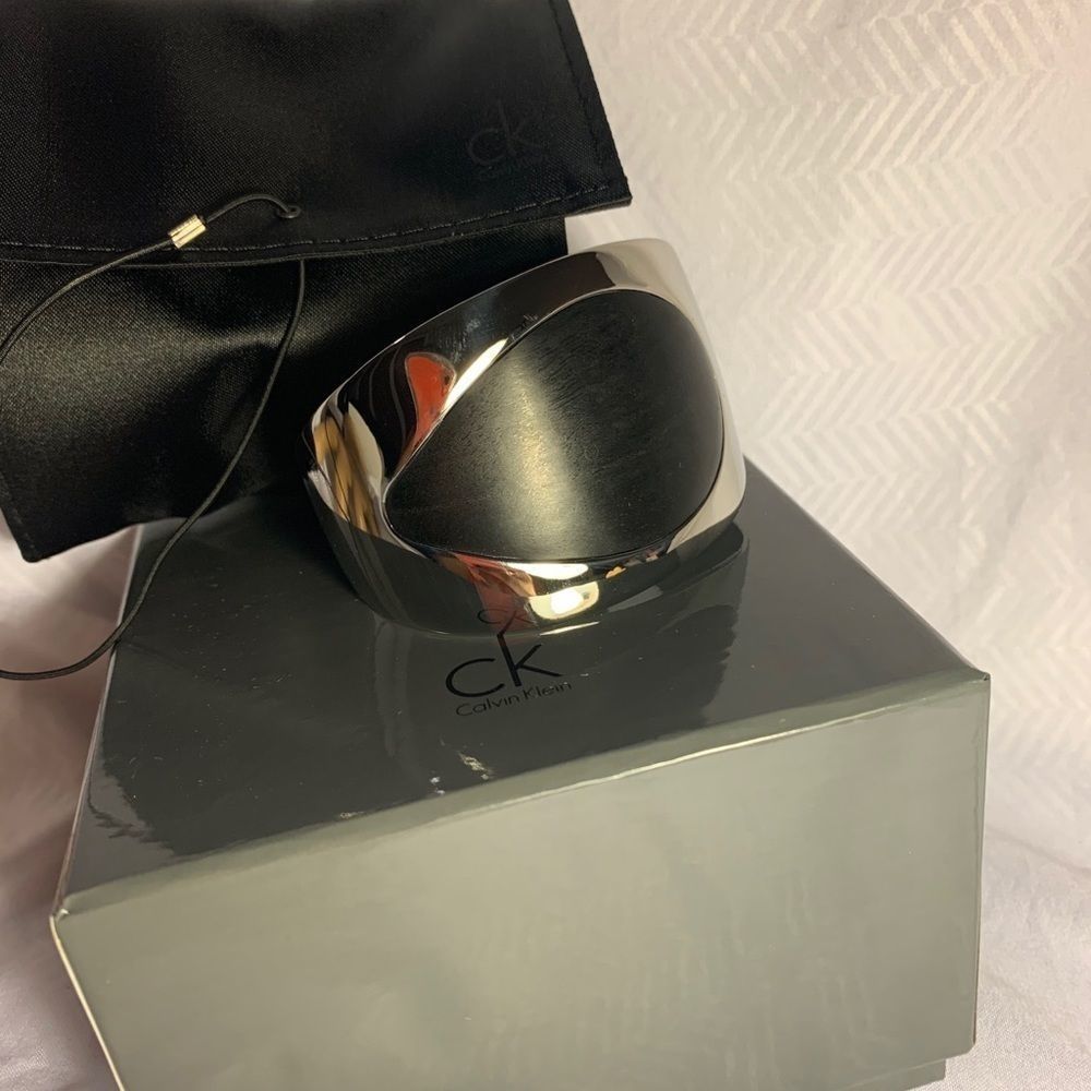 Calvin Klein Wood Silver Pendant Chain Necklace - Picture 14 of 15